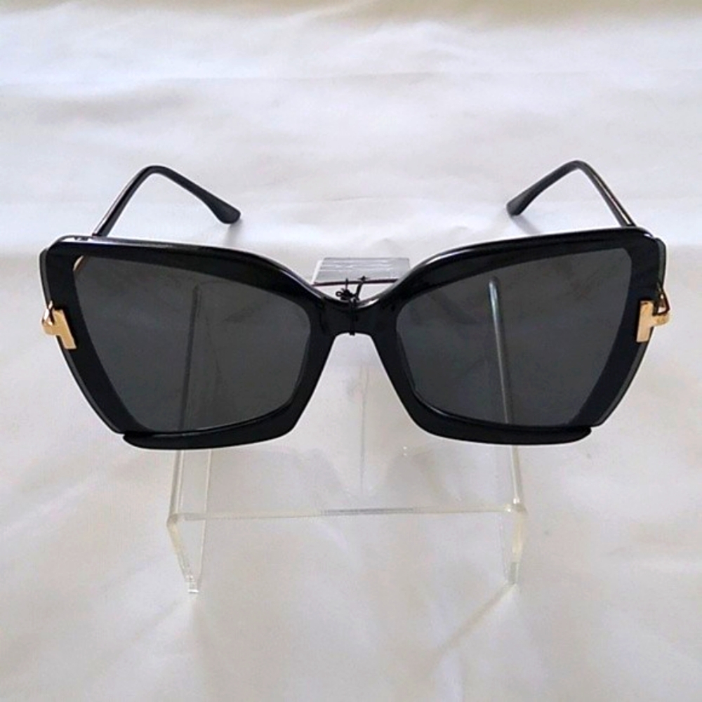 💗Sunglasses! - Picture 2 of 8